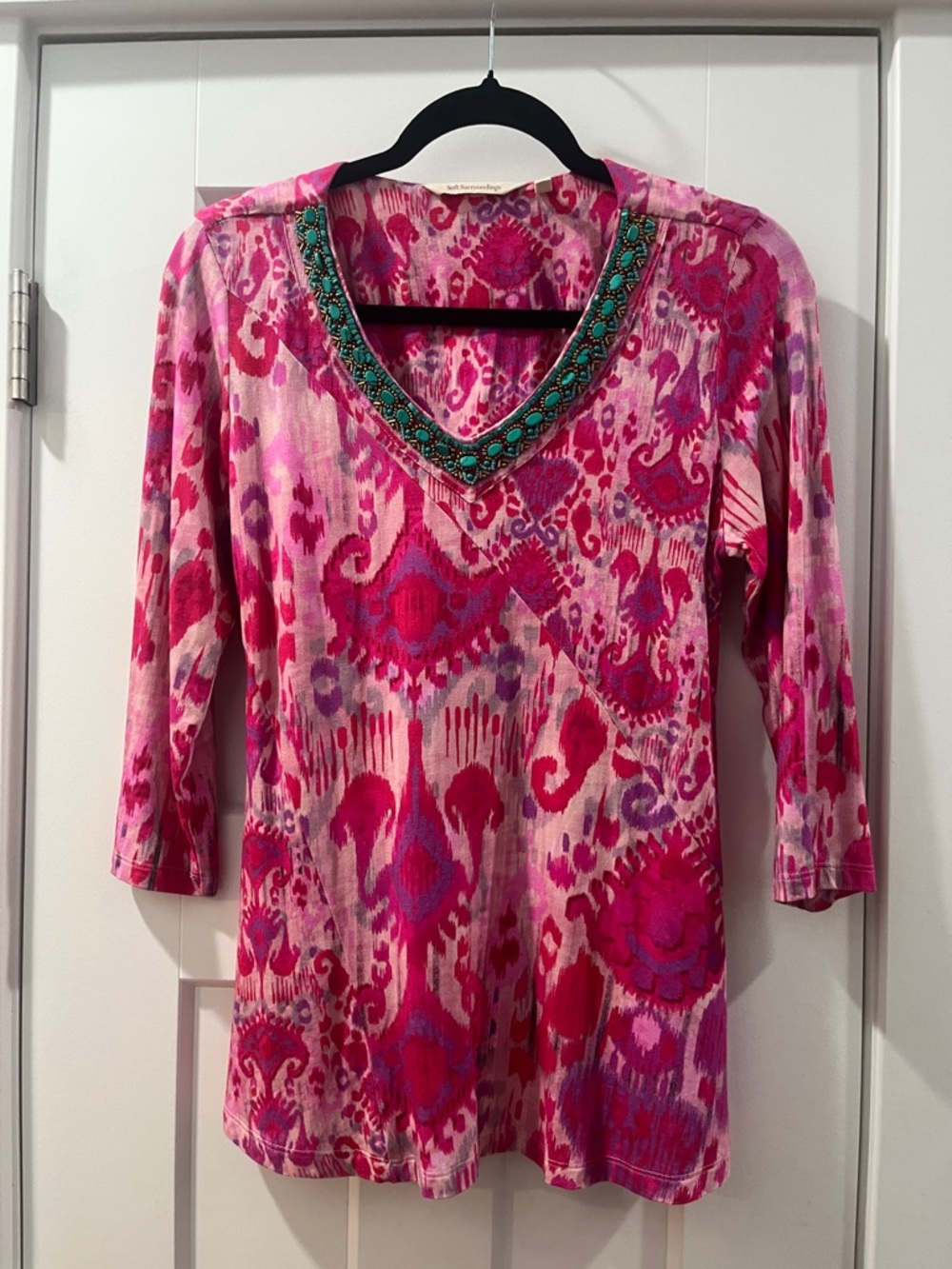 Soft Surroundings Pink Purple and Turquoise Beaded V-Neck Tunic XS EUC